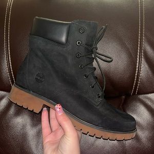 Timberland Heritage  Waterproof Boots Black Suede Women’s 9